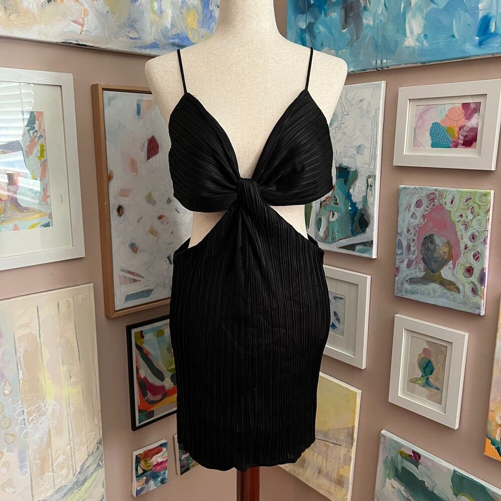 ASTR The Label Black Plisse Cutout Mini Dress Strappy Back Size M Going Out Edgy